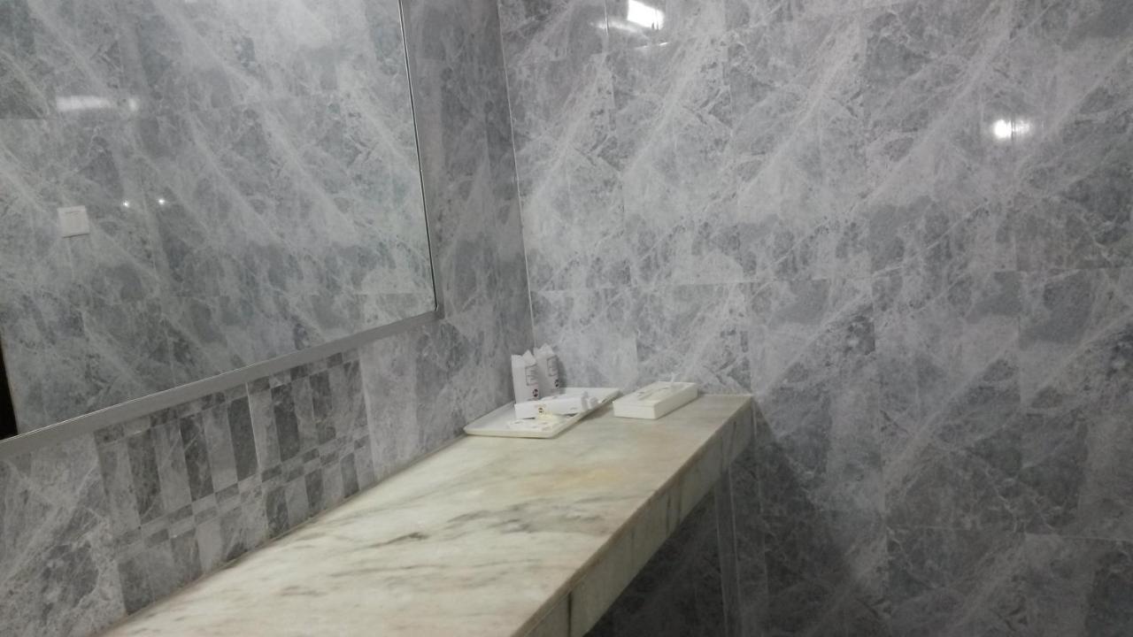 Indo Hokke Hotel Раджгир Экстерьер фото