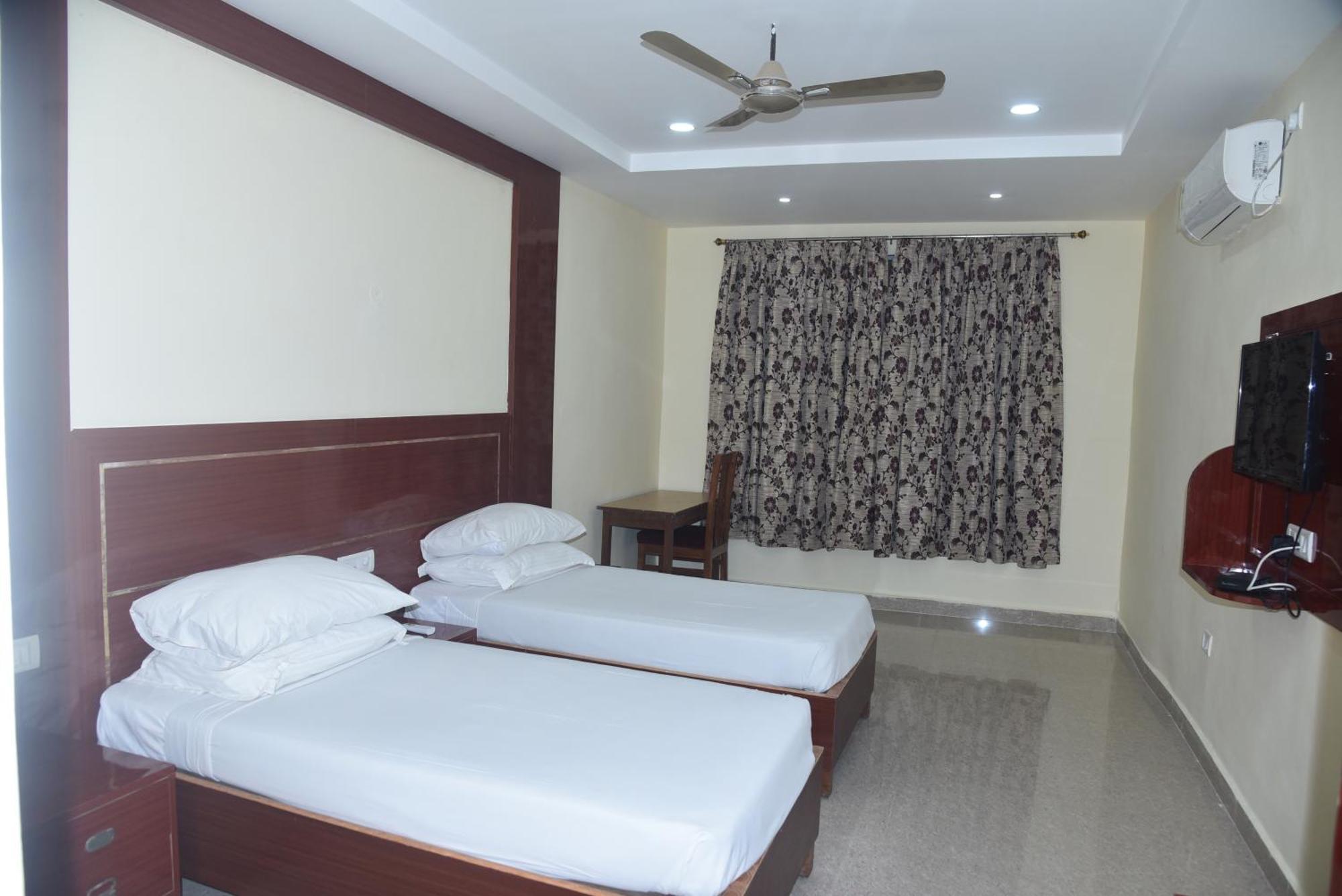 Indo Hokke Hotel Раджгир Экстерьер фото